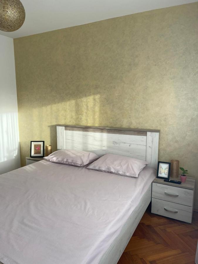 Angels Apartment Oradea Extérieur photo